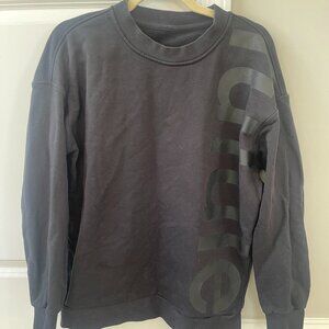 VGUC Lululemon perfectly oversized crew (black w/ logo)